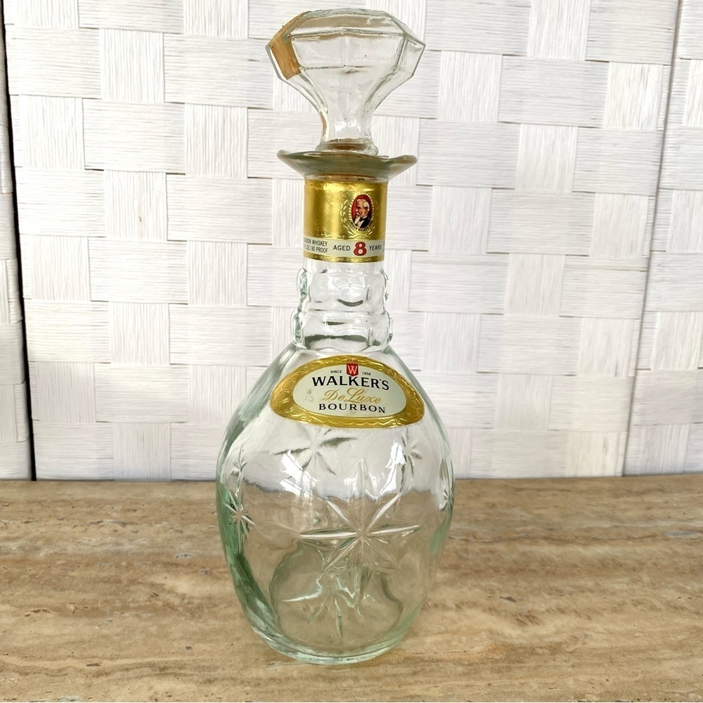 Vintage Walker's DeLuxe Bourbon‎ Decanter Bottle Starburst Glass 4/5 Qt